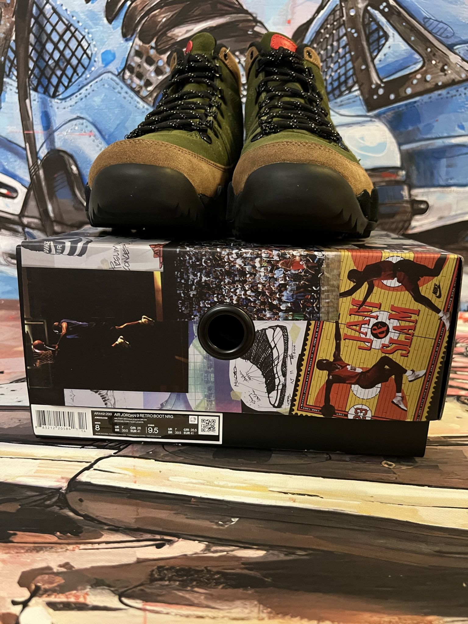 AUR JORDAN 9 RETRO BOOT NRG