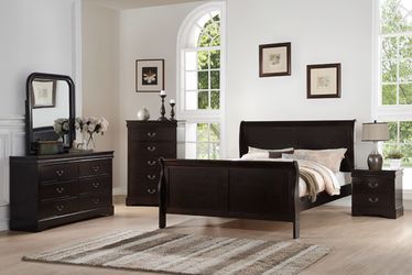 Queen bedroom set!! Delivery available