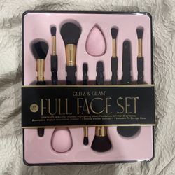 Glitz glam make up brush