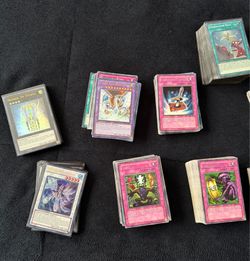 Yu-Gi-Oh Card Lot