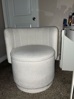 Spinning chair