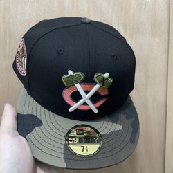 Myfitteds Chicago Blackhawks woodland camo 75th anniversary size 7 1/4 new era fitted in store exclusive