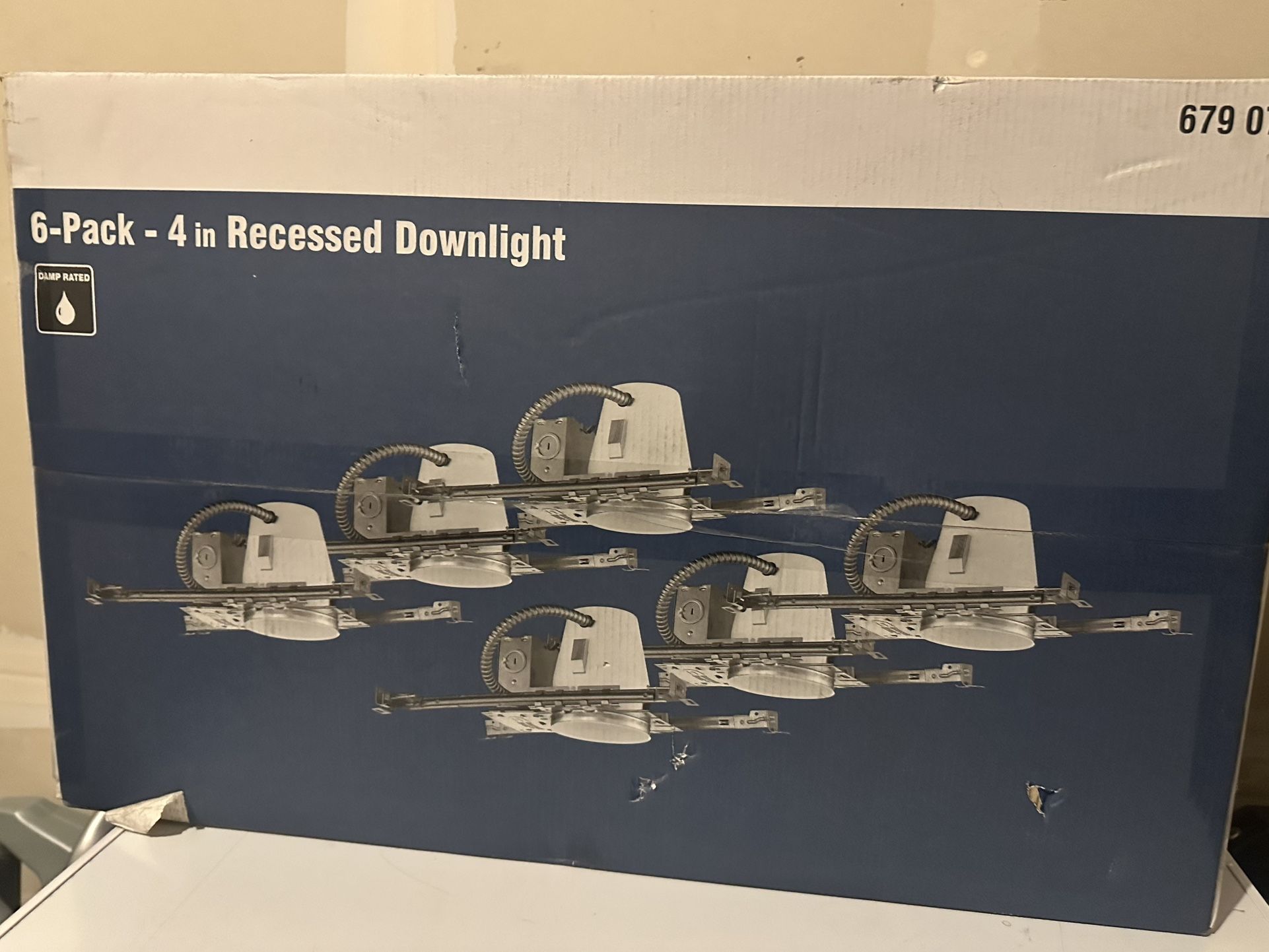 Recessed Down Light And 4” White Baffle Recessed Light Trim