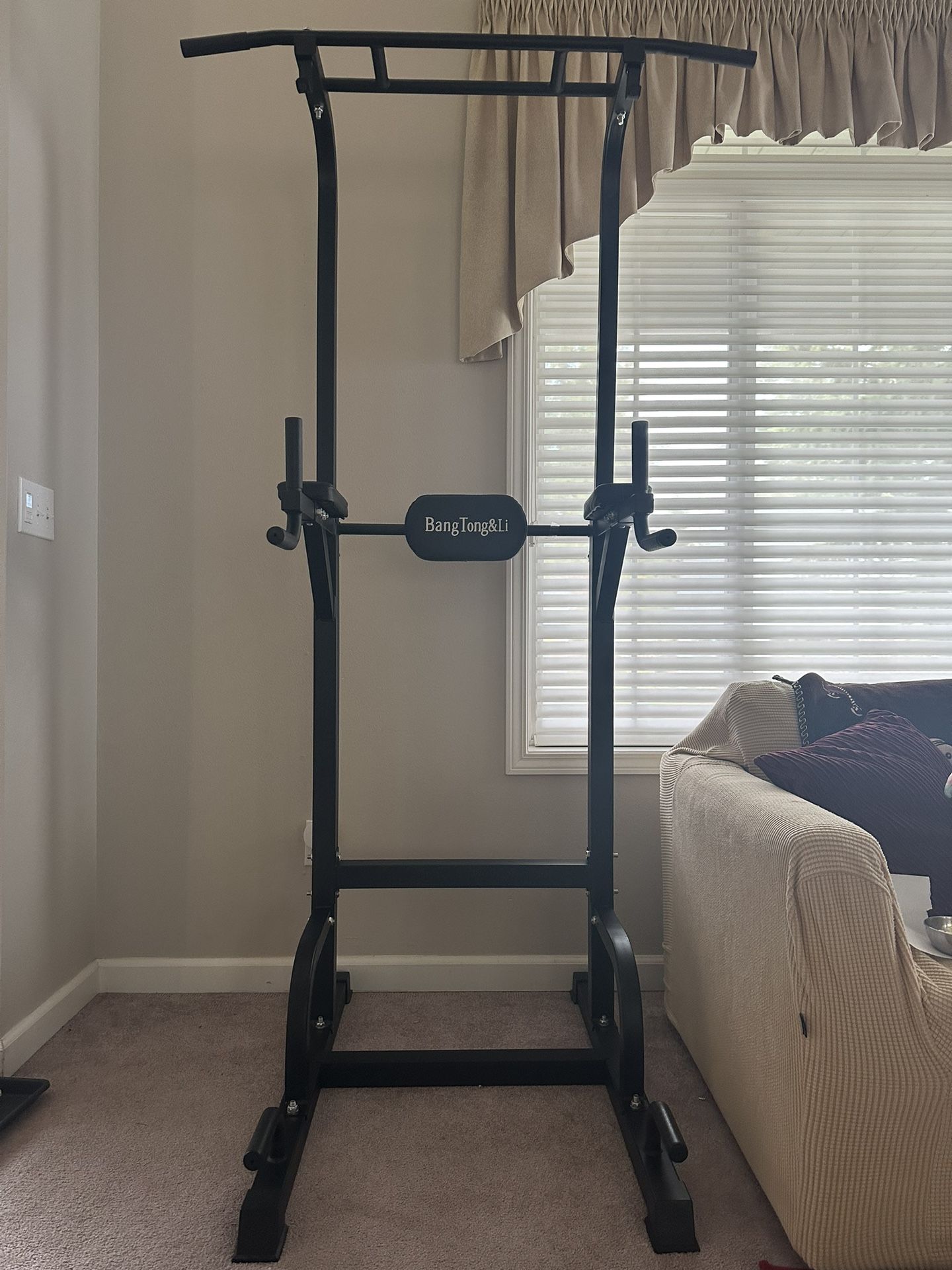 Pull-up Station