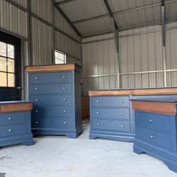 4 Piece Navy Blue Bedroom Set. 