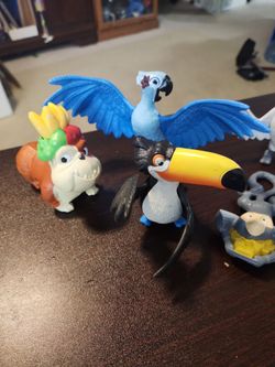 DreamWorks animated Rio movie figure lot