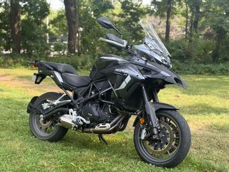 2021 Benelli TRK 502 – Only 1,900 Miles – Like New! 🔥