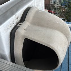 Dog Igloo 