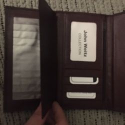 New leather ladies wallet only $10 firm