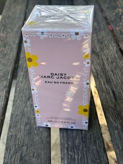 Marc jacob Daisy eau so fresh 4.2oz edt