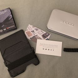 Dango Products D01  Bifold Wallet 3 pockets jet black