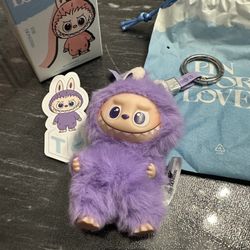 New Labubu - Pin For Love 