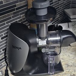 NINJA JUICER