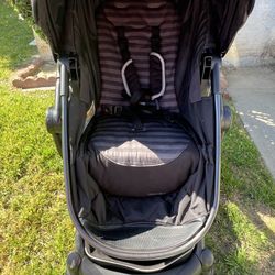 Graco Snugride Travel System