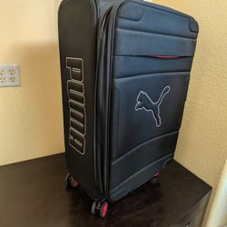 PUMA Rolling Carry-On Suitcase – 4 Wheels – Clean & Smooth Rolling