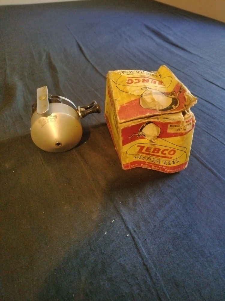 Vintage ZEBCO Casting Reel