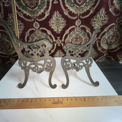 Antique Cast Iron Bench Frame (Doll Size)