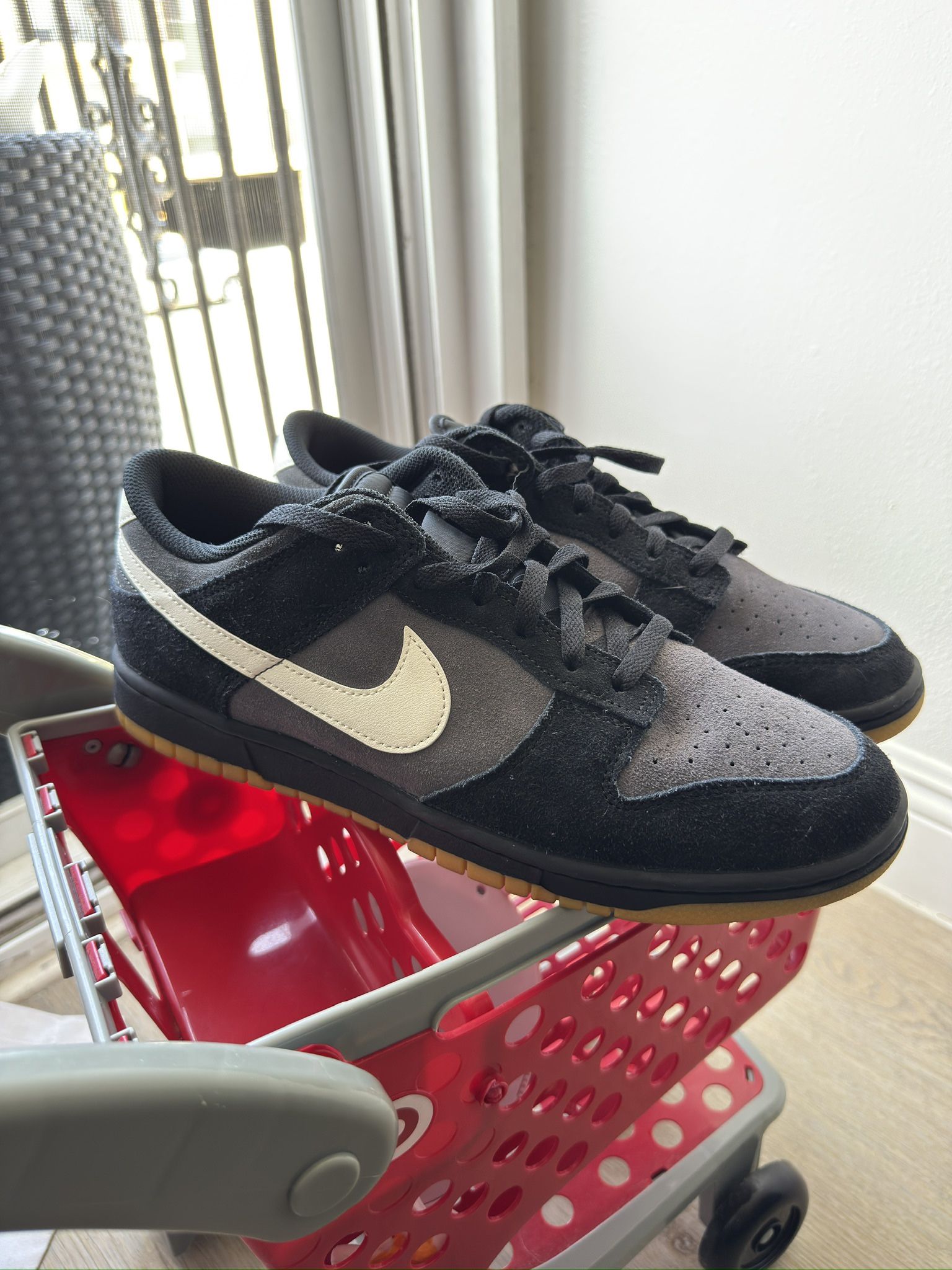 Nike Dunk Low SE Black Grey Gum