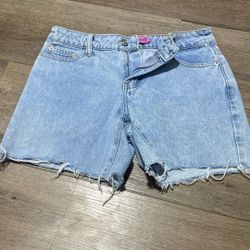Edikted Shorts