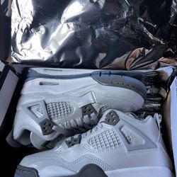 JRDN GSB AJ RETRO 4-GY/BL/GY kids size 3.5y