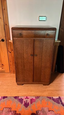 Antique Quarter Sawn Oak Cabinet with Drawer and Double Doors