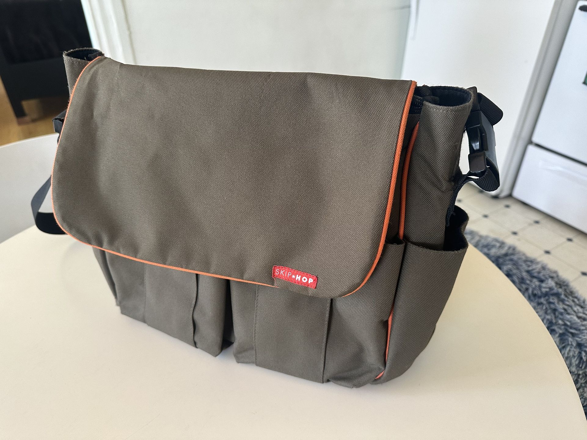 Green Laptop Messenger Bag