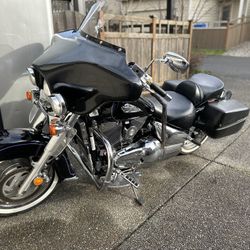 2004 Suzuki Intruder