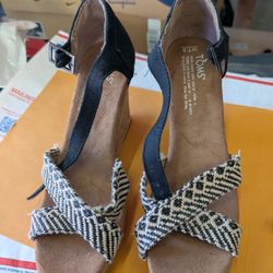 Tom's Women's Cork Wedge Heel Shoe 7.5