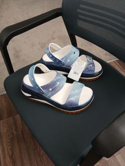 Crocs Sandals Denim Print with Tags