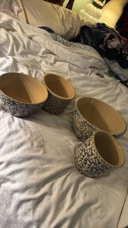 Robinson Ramsbottom, Roseville, Ohio Vintage Usa, Mixing Bowls And Crocs