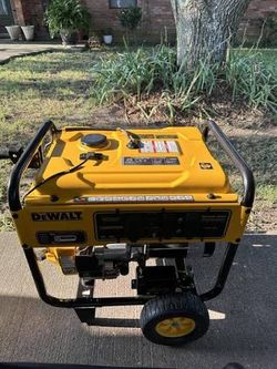 DeWalt Portable Gas Generator
