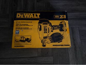 Dewalt COIL ROOFING NAILER KIT