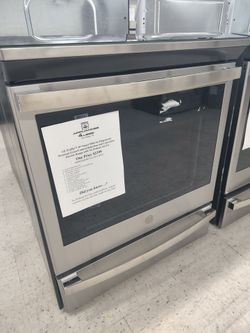 (50% Off Wall Ovens & Electric Ranges ends 7/5/26) $1199.50 GE Profile 30 in SMART slide in