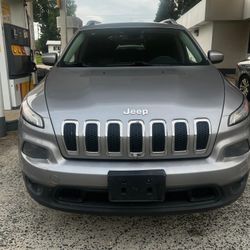 2015 Jeep Cherokee Silver
