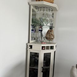 Corner Bar