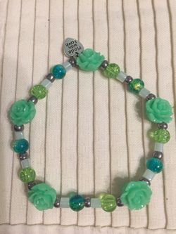 Handmade Stretch Bracelet with Glass Beads, and Green Rose Beads (107)