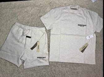 Essentials Shorts
