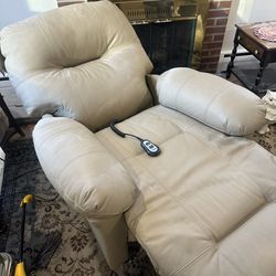 Recliner chair 