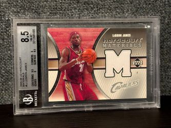 BGS 8.5 2005-06 UD Hardcourt Materials LeBron James #HM-LJ Game Used Warm-Up