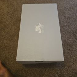 Nike AIR FORCE 1 '07 white Size 7.5