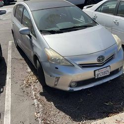 2012 Toyota Prius V