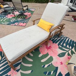 Very nice teak chaise lounge with thick cushion and pillow