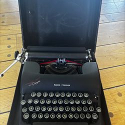Smith Corona Clipper Antique Typewriter 