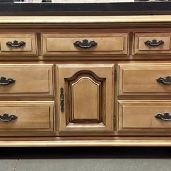 NATURAL MAPLE DRESSER