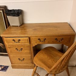 Ethan Allen Desk