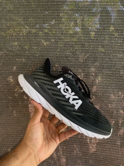 Hoka Mach 5 Black and Castlerock