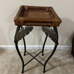 Coastal Rattan Plant Stand / Side Table – Palm Leaf Detail 🌴
