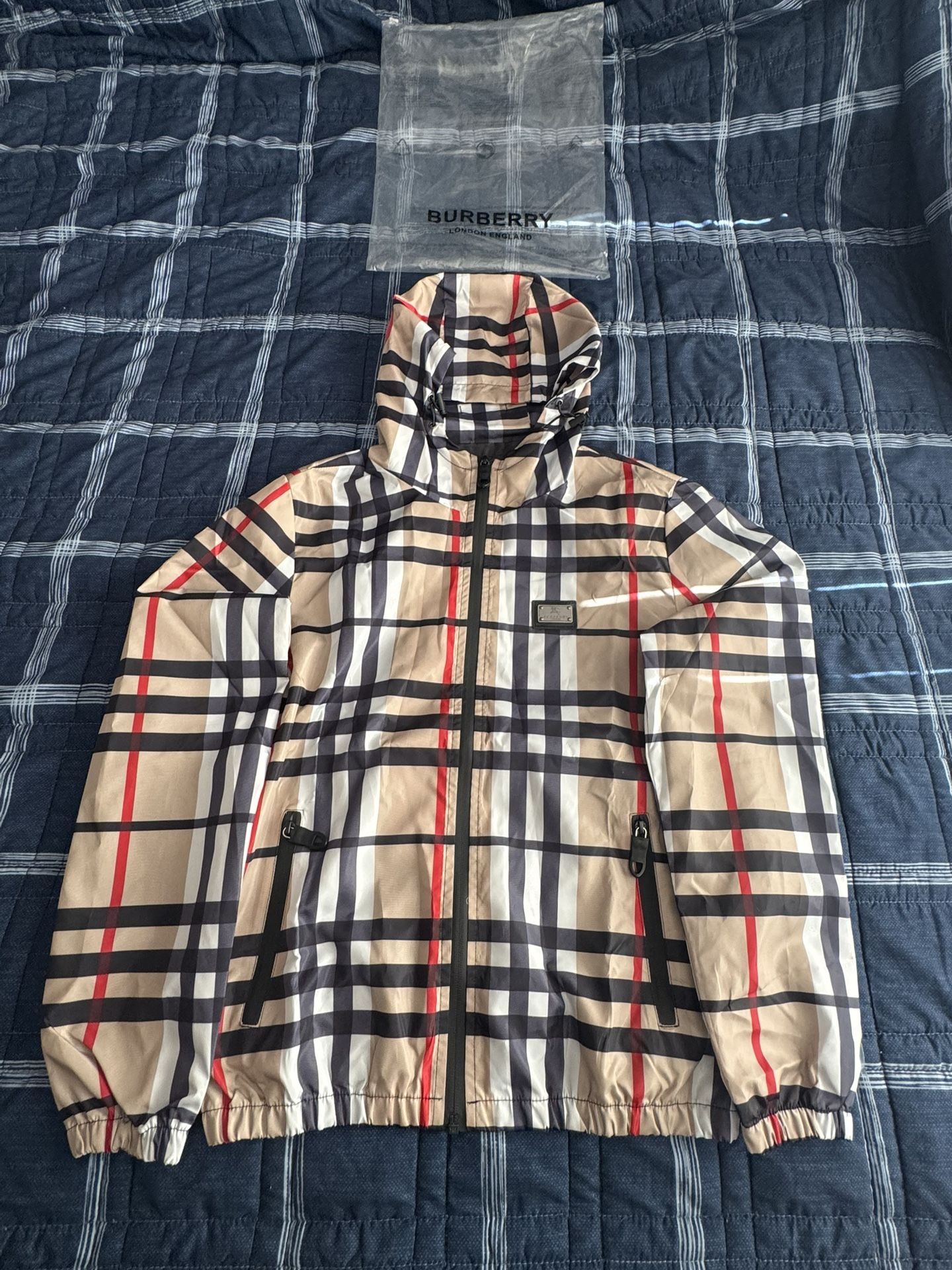 BURRBERRY WINDBREAKER