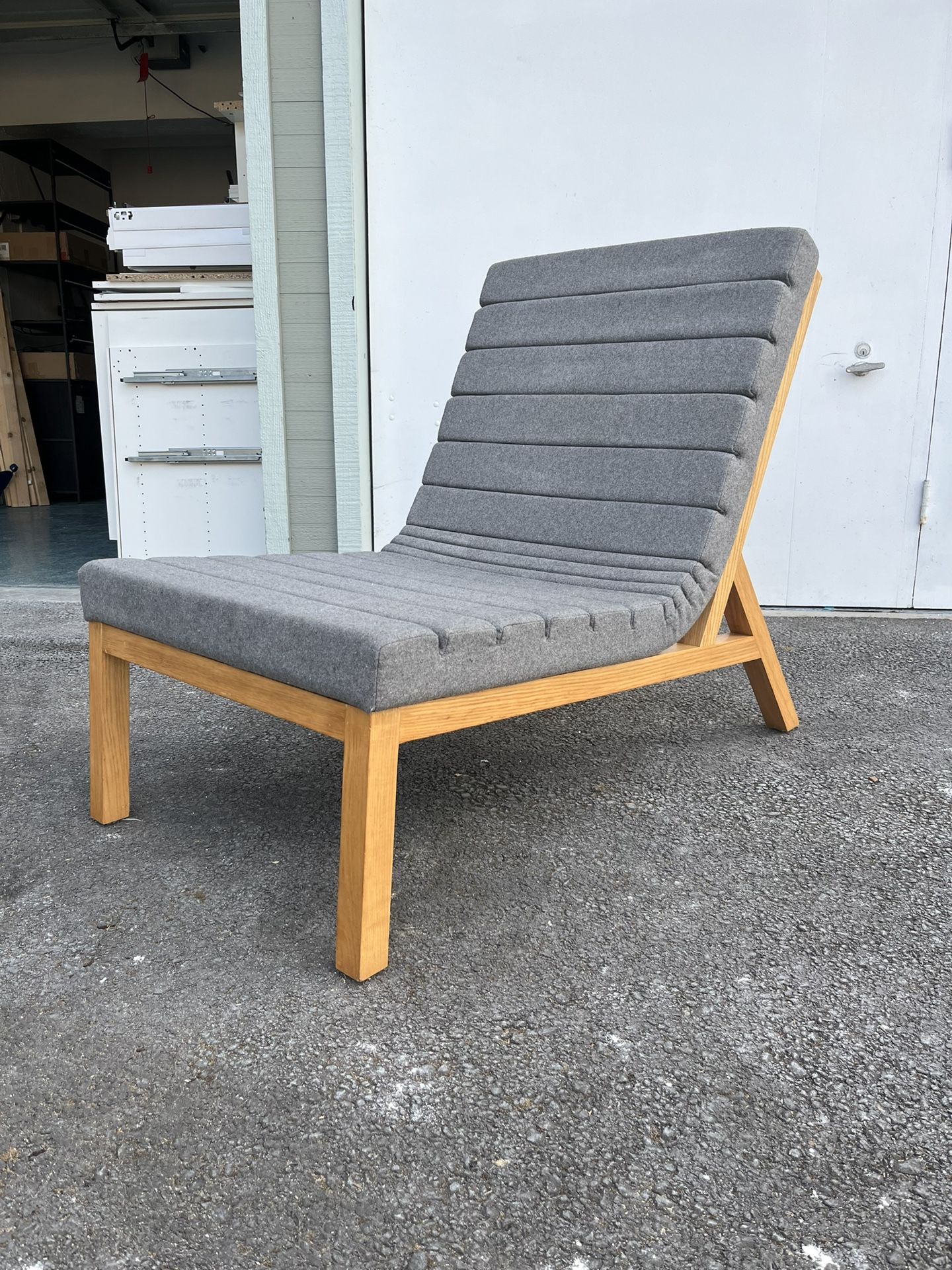 CB2 Vintage Lounge Chair… Can Deliver