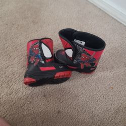 Spider Man Size 6 Boots Snow Shoes Kids